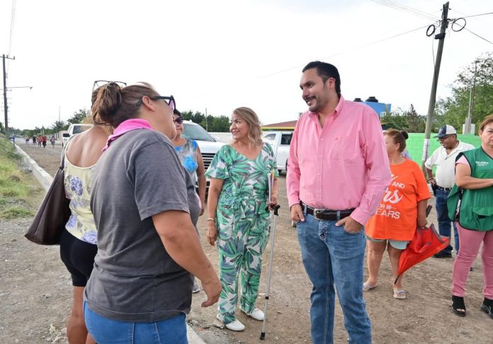 Supervisan obras de pavimentación en Monclova con inversión de 3.2 mdp