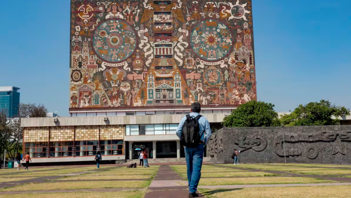 UNAM suspende inscripciones tras denuncias de presuntas irregularidades en examen de admisión