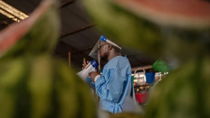Uganda declara oficialmente el fin del brote de ébola