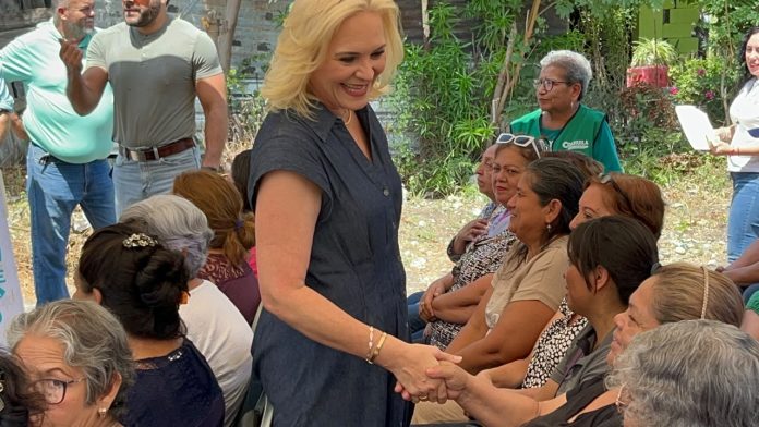 La alcaldesa Laura Patricia Jiménez Gutiérrez informó que el Gobierno Municipal continúa ejecutando obras de infraestructura con recursos del FAIS para mejorar la calidad de vida de las familias de Múzquiz y sus comunidades.