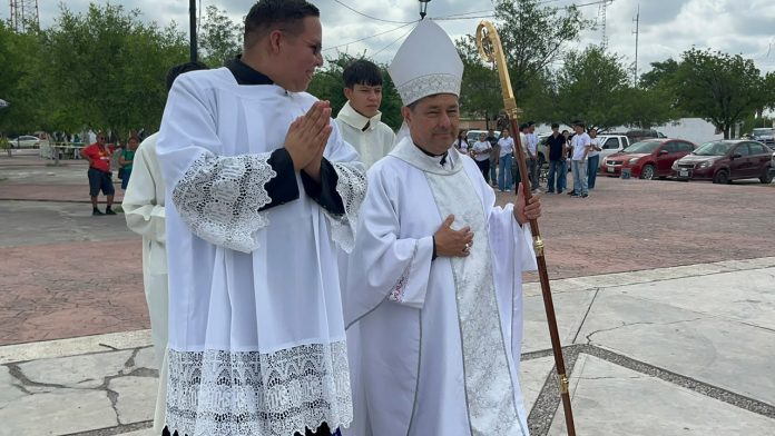 El obispo Alfonso Gerardo Miranda presidió una eucaristía en Múzquiz por el Día del Minero, donde envió un mensaje de esperanza y acompañamiento a las familias de la Región Carbonífera.
