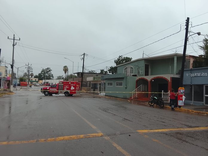 Protección Civil de Múzquiz informó el cierre temporal del vado del bulevar Hidalgo en Villa de Palaú por el incremento del nivel del agua y exhortó a utilizar rutas alternas.