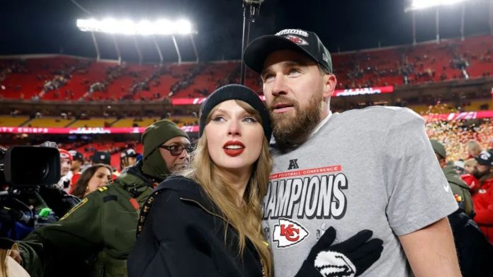 Taylor Swift y Travis Kelce.