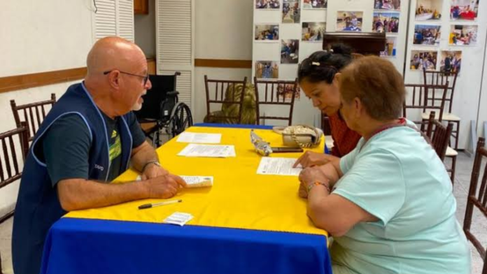 Club de Leones Saltillo realiza jornada de cataratas y prepara campaña de lentes