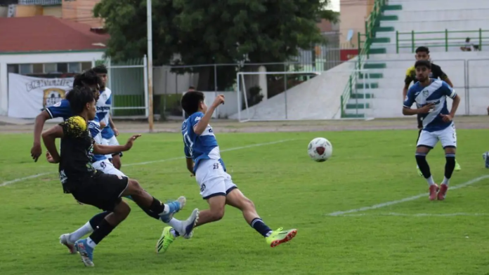 Del conflicto a la cancha: deporte transforma convivencia entre jóvenes en Saltillo