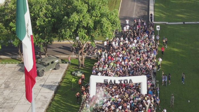 Ejército acerca el deporte a la ciudadanía con carrera conmemorativa