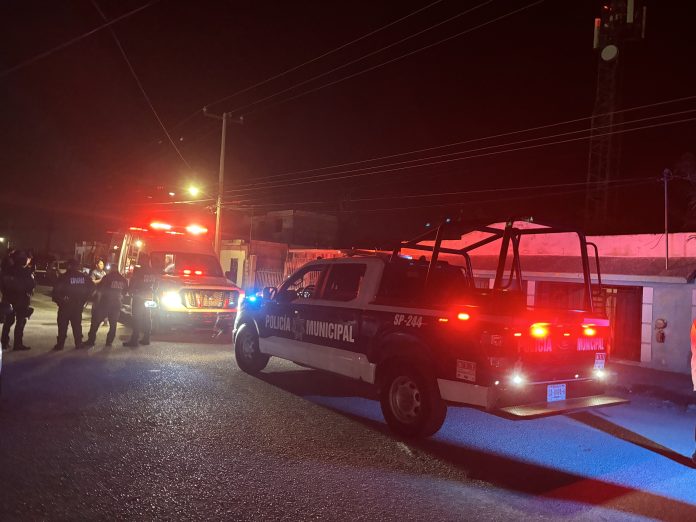 Motociclista resulta lesionado tras aparatosa caída en Valle de San Miguel