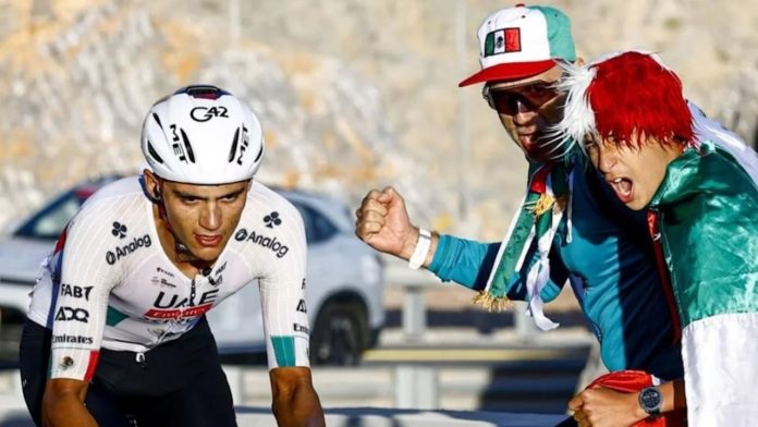 Isaac del Toro conquista el prólogo de la Vuelta a Alemania 2026