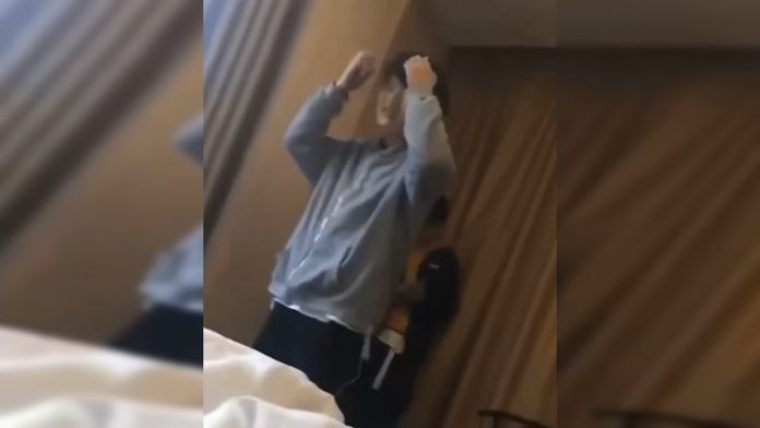 Joven descubre infidelidad de su novia