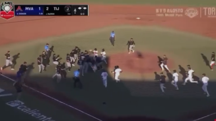 LMB impone nuevas sanciones a jugadores y coaches de Acereros y Toros tras la pelea en Monclova