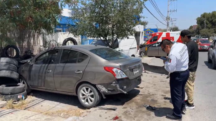 Mujer choca contra su ex esposo tras presunta persecución en Monclova