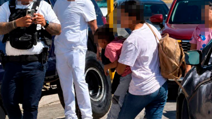 Niño de 4 años ingiere veneno para garrapatas