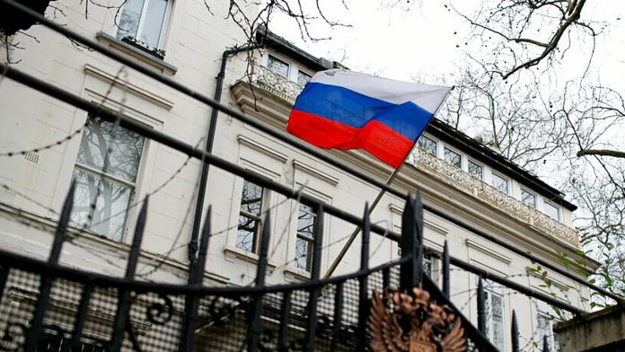 Rusia retira a su embajador en Reino Unido y acusa a Londres de agravar la tensión bilateral