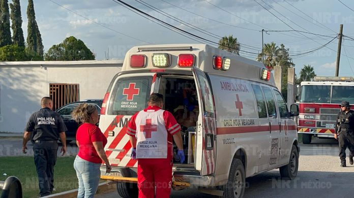 Un hombre de 86 años sufrió quemaduras de segundo grado tras un flamazo mientras utilizaba un concentrador de oxígeno en el Barrio El Panteón, en Múzquiz.