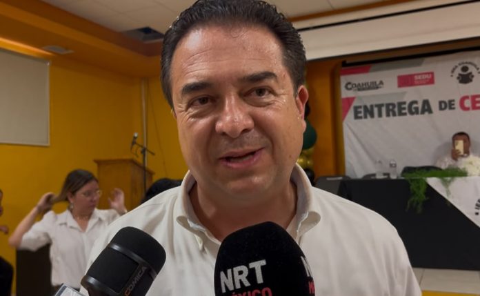 Jaime Bueno Zertuche informó que Coahuila ocupa el tercer lugar nacional con menor rezago educativo y registra más de 25 mil 500 egresados atendidos por el IEEA.