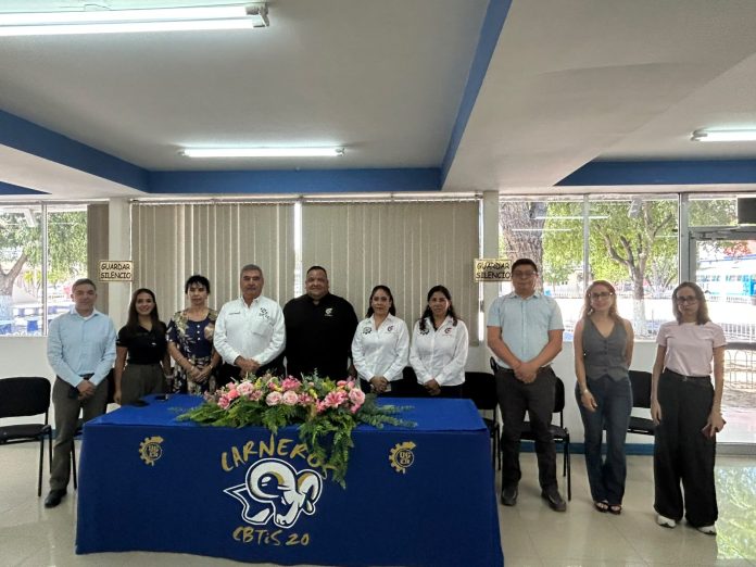 Asume Martín Gerardo Carrillo dirección del CBTIS 20