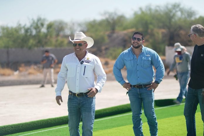 Transforma Chano Díaz campo de béisbol en Agujita para categorías infantil y juvenil