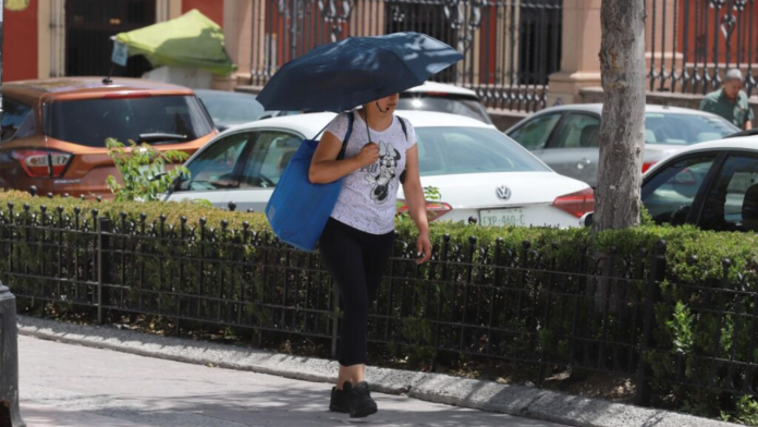 Coahuila mantiene temperaturas elevadas; llaman a extremar cuidados ante el calor