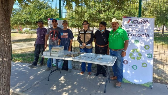 Invita Ecología a canjear libros y cuadernos por arboles