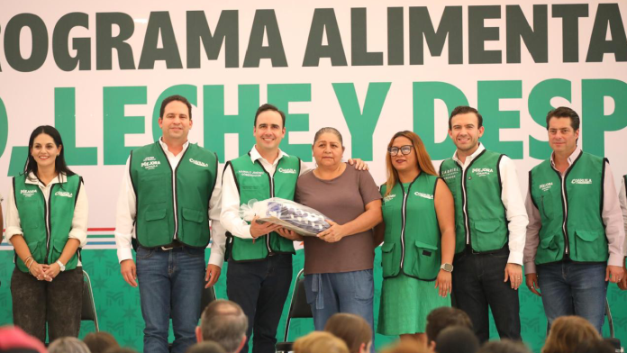 Manolo Jiménez arranca programa de Huevo, Leche y Despensón en Coahuila