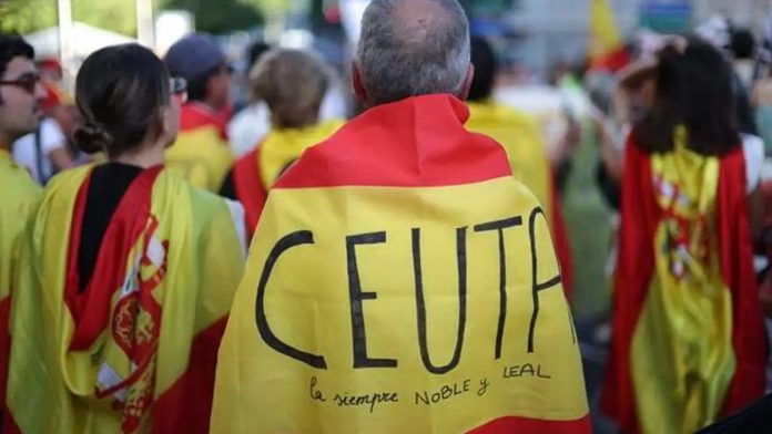 Miles participan en protestas en España contra Pedro Sánchez por crisis en Ceuta