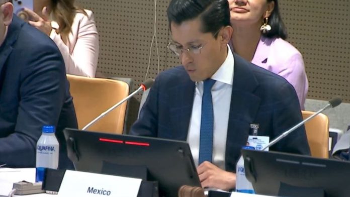 Roberto Velasco en la ONU: Canciller tacha de 'retrógrados' a críticos de foro LGBTI