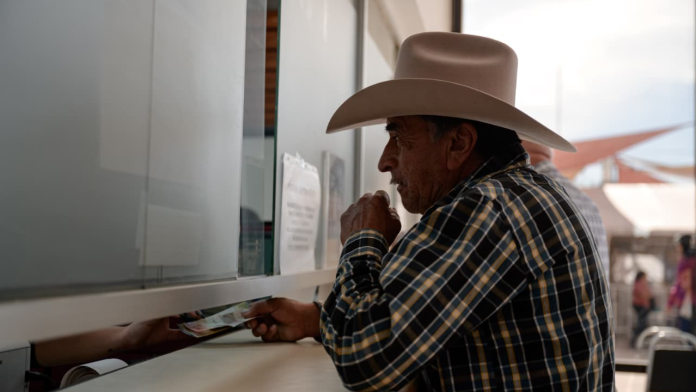 Saltillo prepara recargos de un peso para ayudar a contribuyentes morosos