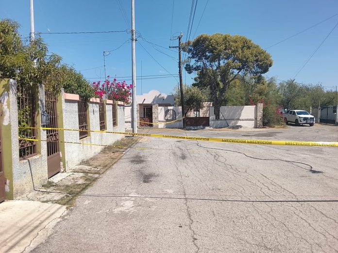 Evacuaron a 145 alumnos de la Primaria Cuauhtémoc de Palaú tras un corto circuito y la caída de un cable de la CFE.