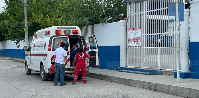 Un niño de 9 años resultó lesionado durante el recreo en la primaria Ford No. 4 de Múzquiz; recibió primeros auxilios y se reportó estable.