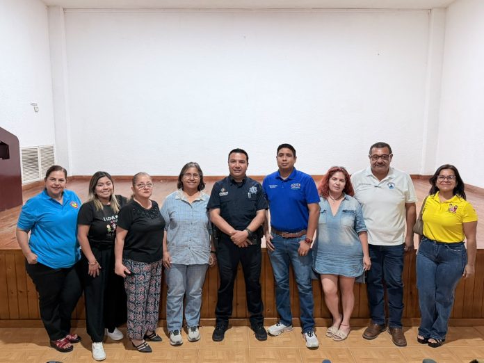 Seguridad Pública Municipal fortalece la proximidad social en jardines de niños de Múzquiz mediante acciones de prevención y coordinación.