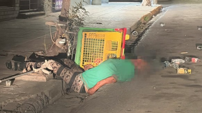 ¡Pensaron que estaba muerto! Hombre ebrio moviliza a autoridades en Saltillo