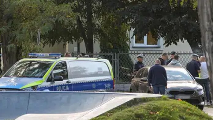 Ataque en escuela deja nueve heridos; detienen a estudiante con machete