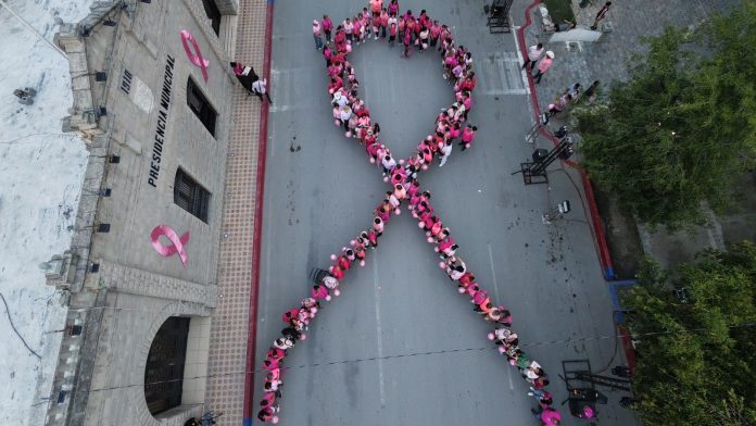 DIF San Buenaventura inicia actividades del Mes Rosa para prevenir el cáncer de mama
