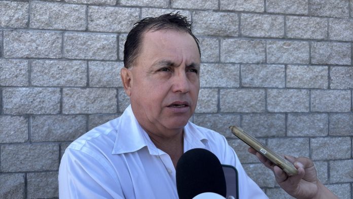 Ismael Leija Escalante exige solución para trabajadores de AHMSA