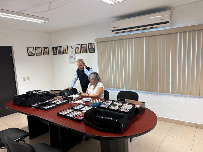PRI Sabinas acerca servicios de salud visual a cientos de familias