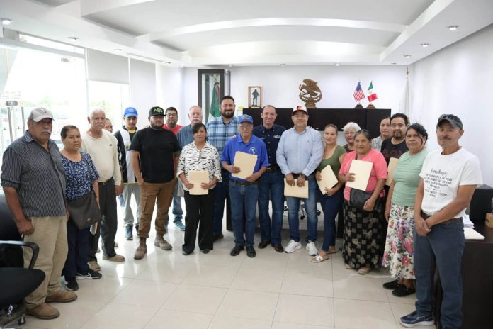 Avanza Municipio con regularización y electrificación en la colonia El Manantial