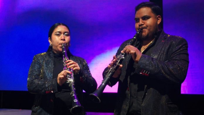 La Imparable Banda Dos Reinas